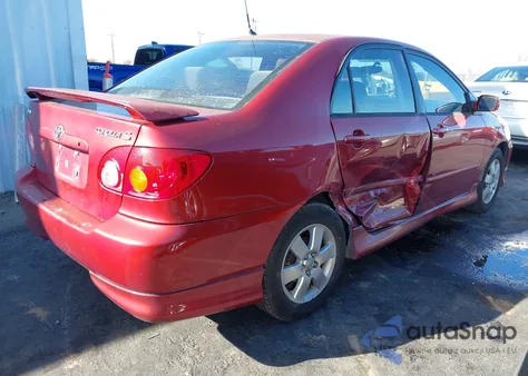 2004 Toyota Corolla S z USA, uszkodzony, nr VIN 1NXBR32E94Z313308